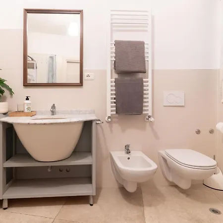 Πανσιόν Gardabeds Adults Only 4*