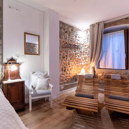 Πανσιόν Gardabeds Adults Only 4*
