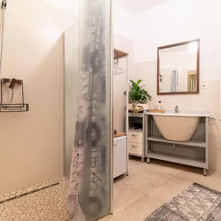 Gardabeds Adults Only 4*