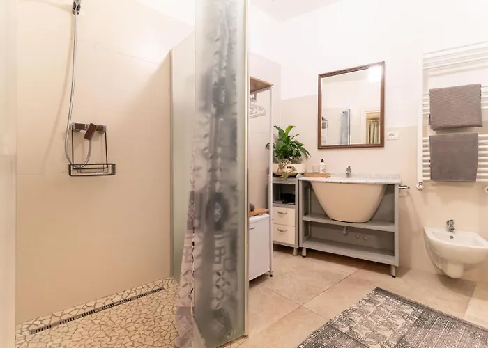 Gardabeds Adults Only 4*