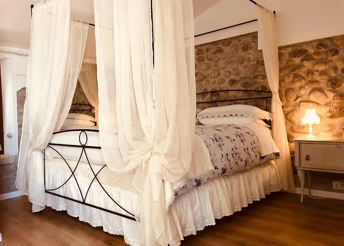 Gardabeds Adults Only بيت ضيافة كاستلْنْيوفو ديل غارد