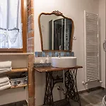 Gardabeds Adults Only 4* Castelnuovo del Garda