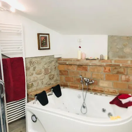 Gardabeds Adults Only 4*