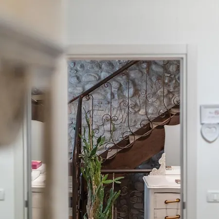 Gardabeds Adults Only