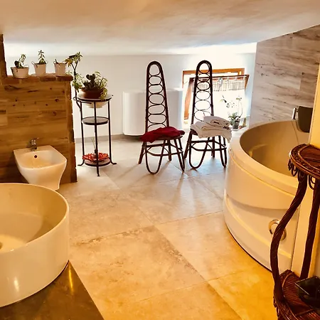 Gardabeds Adults Only 4* Castelnuovo del Garda